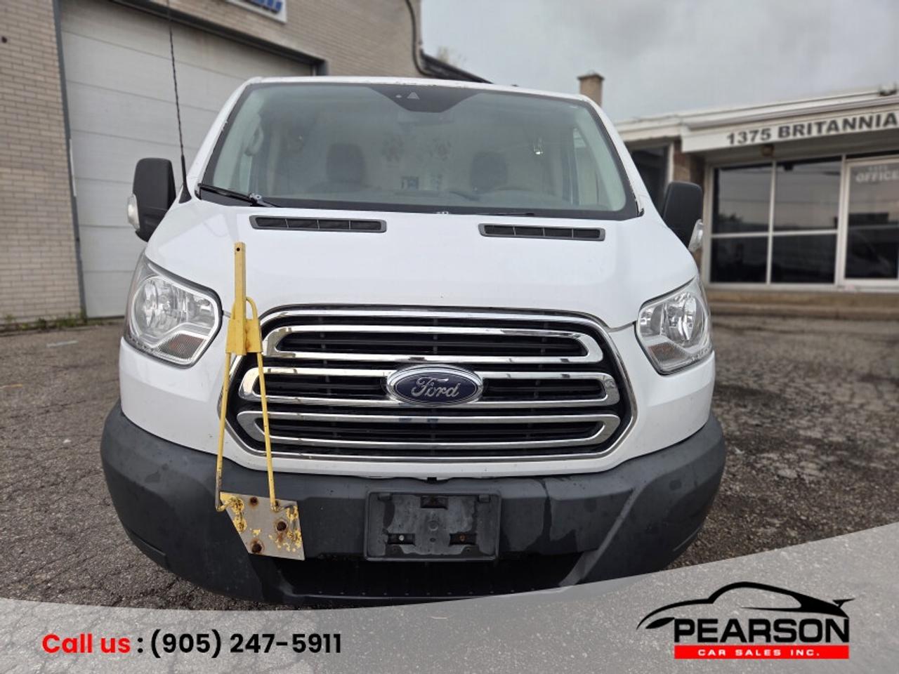 2017 Ford Transit T 150 Photo