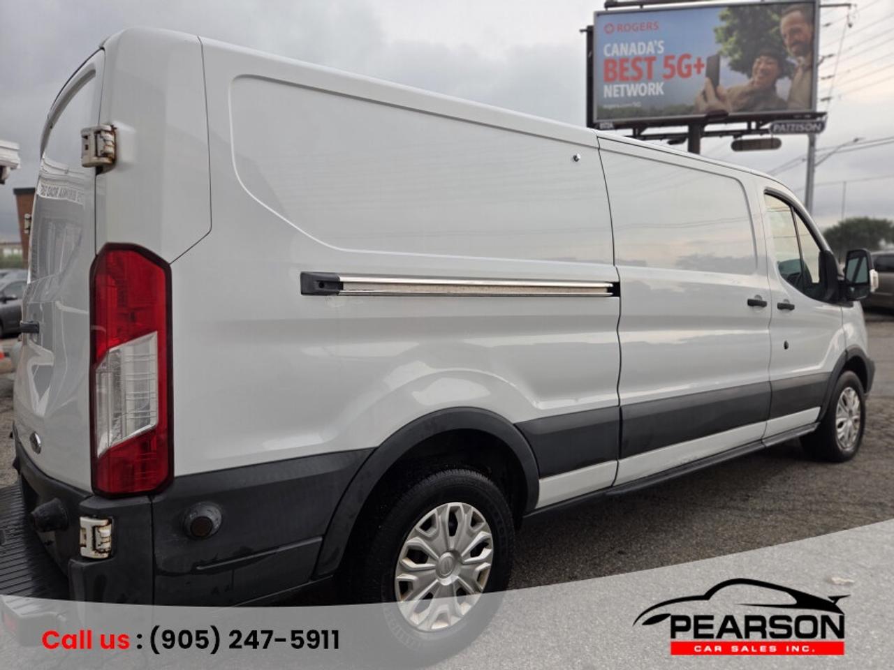 2017 Ford Transit T 150 Photo