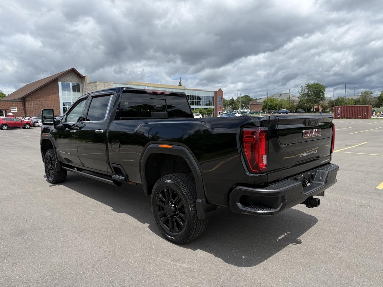 2021 GMC Sierra 2500 HD DENALI Photo