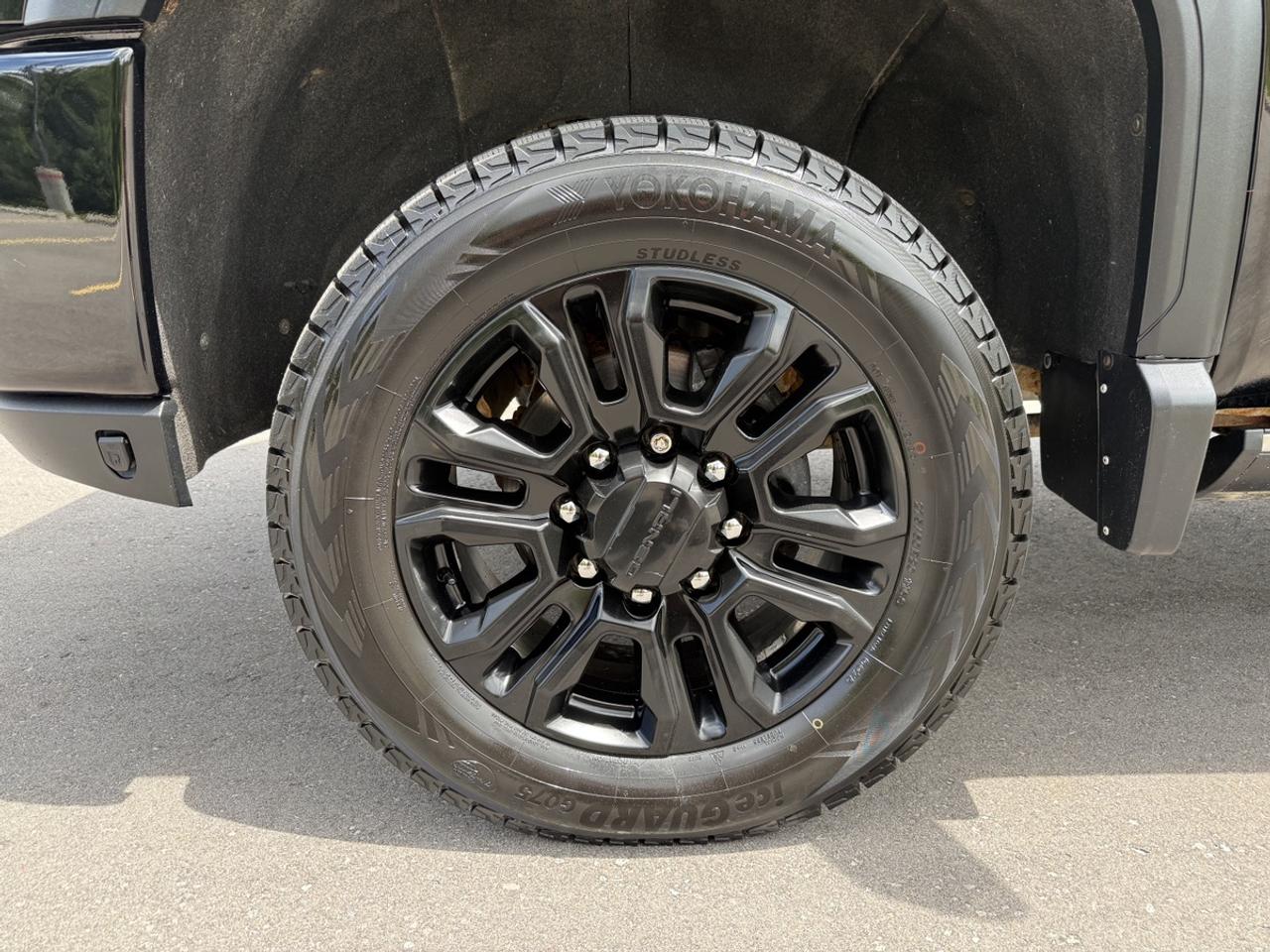 2021 GMC Sierra 2500 HD DENALI Photo