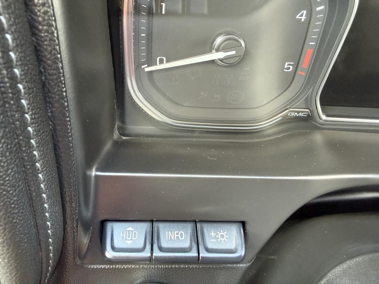 2021 GMC Sierra 2500 HD DENALI Photo