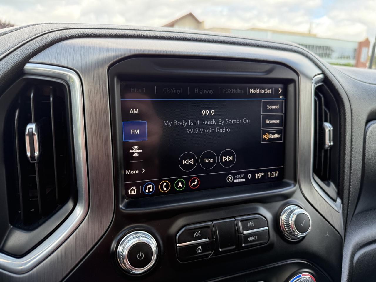 2021 GMC Sierra 2500 HD DENALI Photo