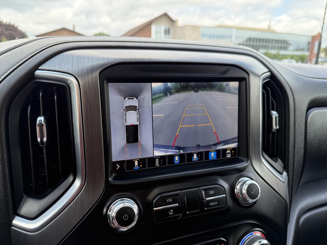 2021 GMC Sierra 2500 HD DENALI Photo