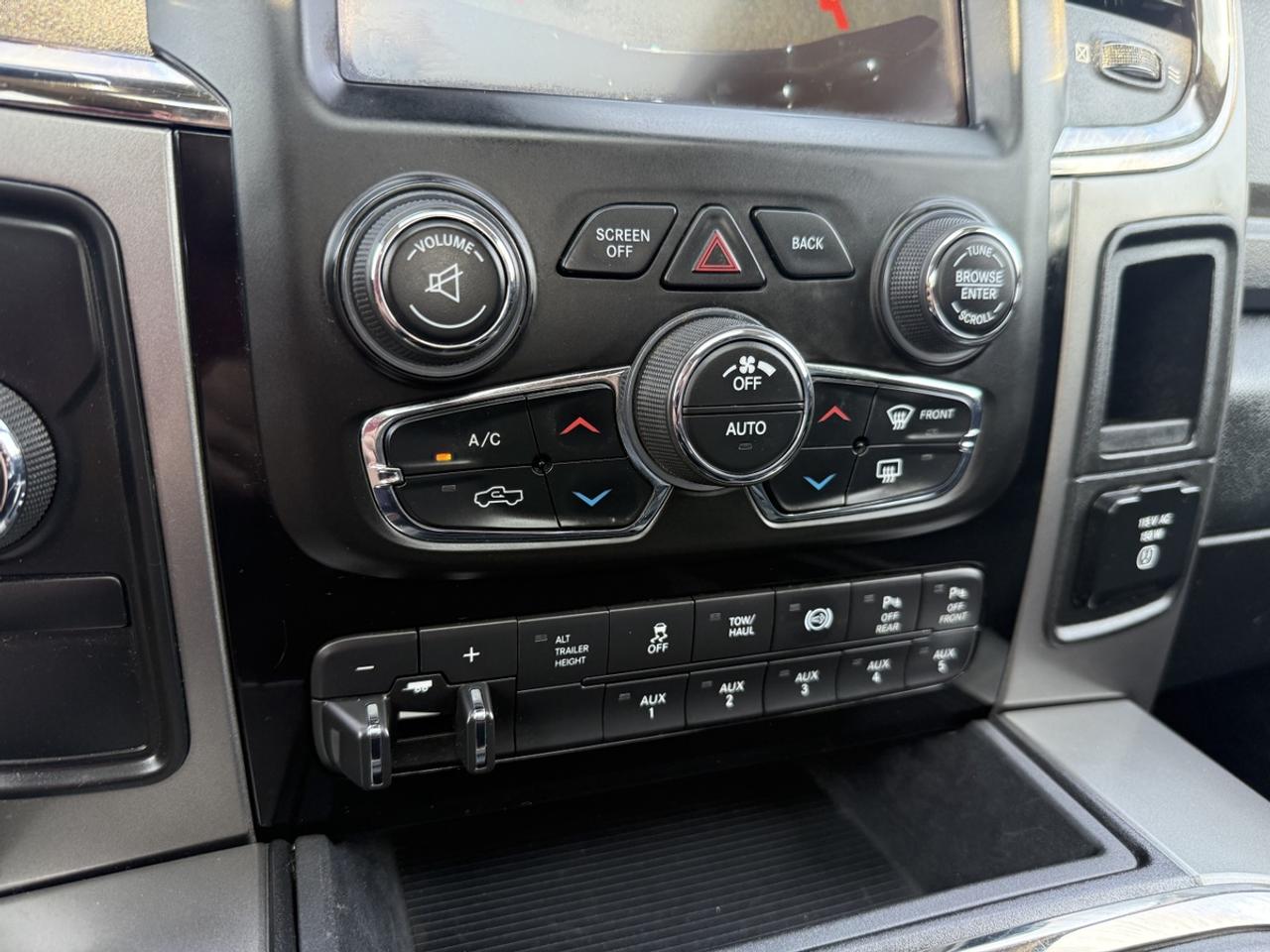 2018 RAM 2500 Laramie Photo