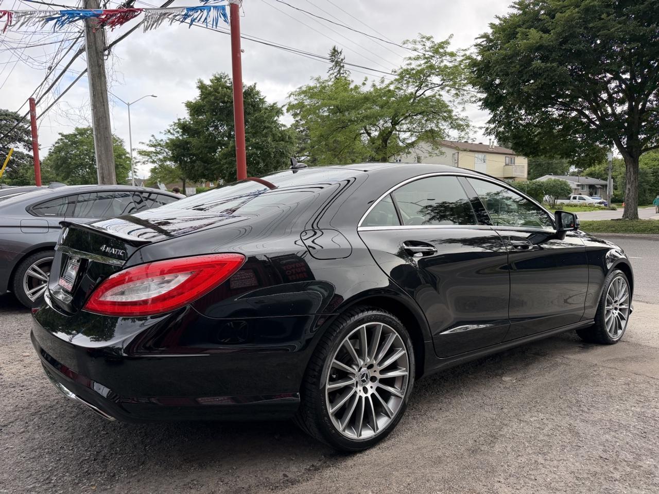 2013 Mercedes-Benz CLS CLS550 4MATIC Photo2