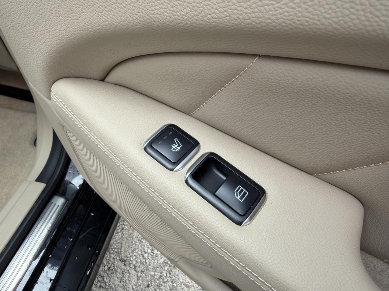 2013 Mercedes-Benz CLS CLS550 4MATIC Photo