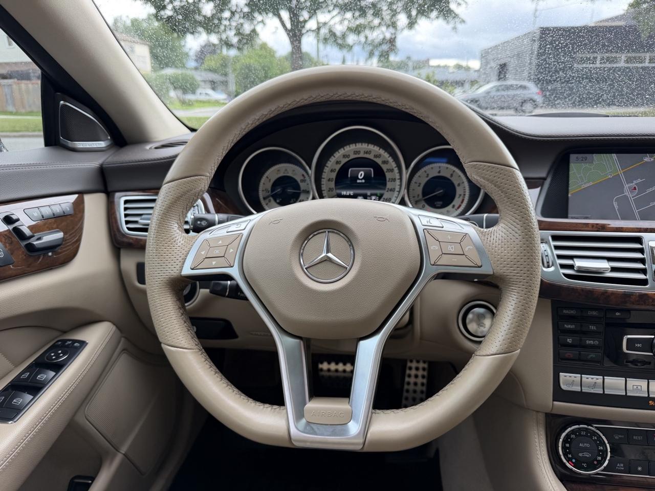 2013 Mercedes-Benz CLS CLS550 4MATIC Photo