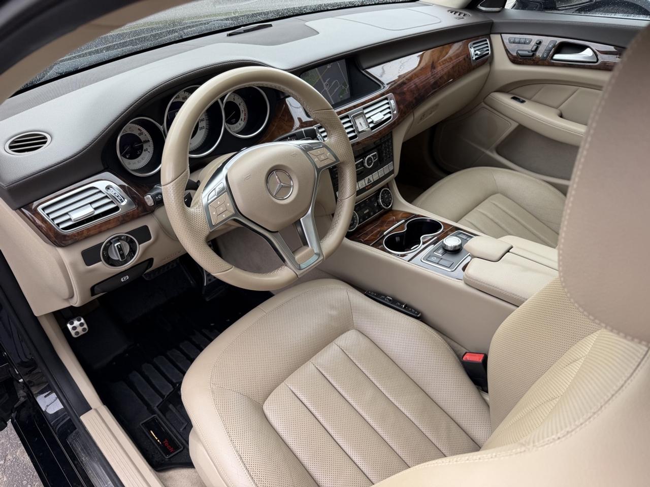 2013 Mercedes-Benz CLS CLS550 4MATIC Photo