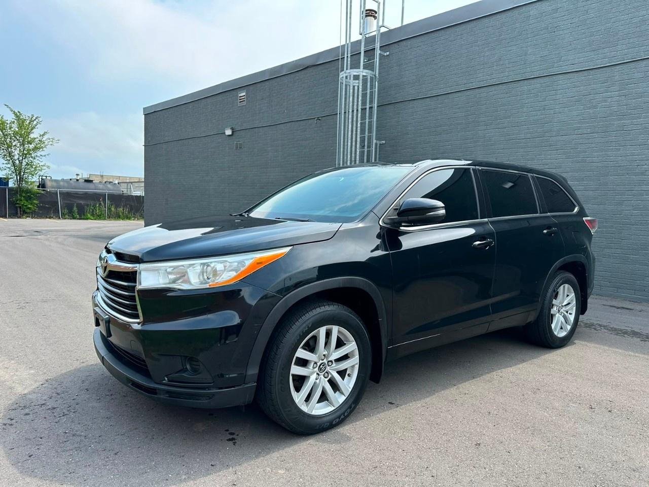 2016 Toyota Highlander AWD 4dr LE Photo