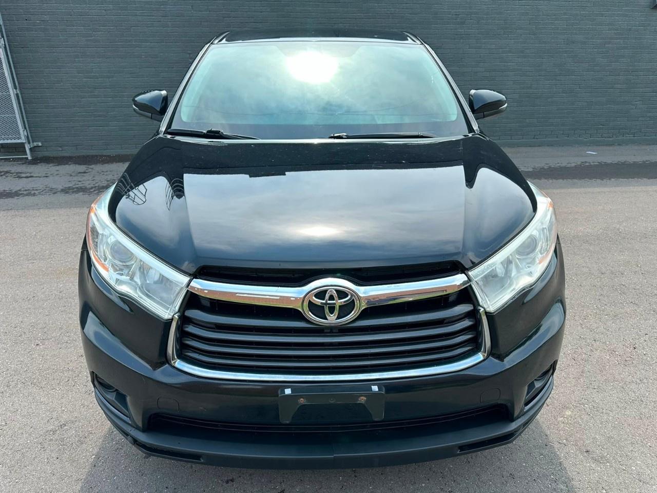 2016 Toyota Highlander AWD 4dr LE Photo