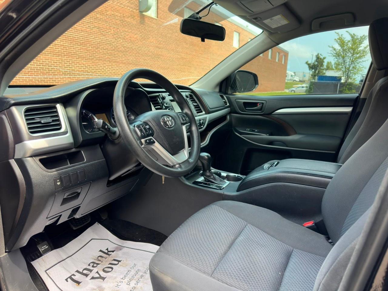 2016 Toyota Highlander AWD 4dr LE Photo