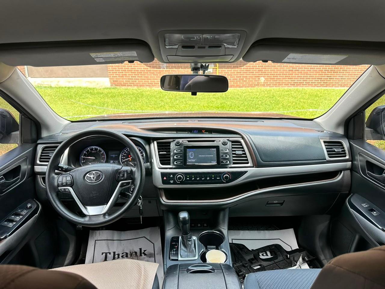 2016 Toyota Highlander AWD 4dr LE Photo