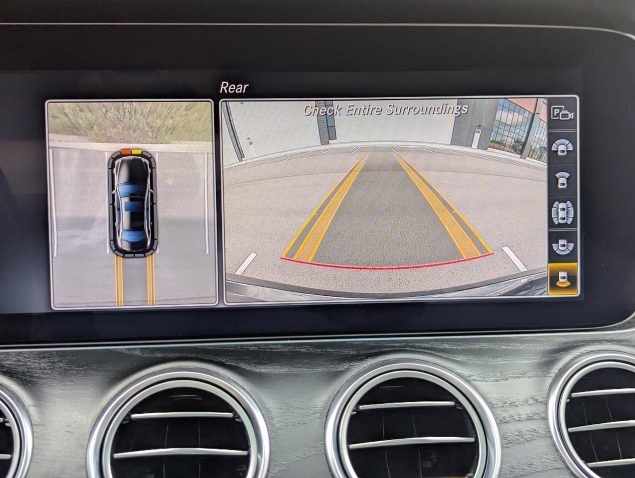2017 Mercedes-Benz E-Class E300/Luxury/4MATIC/HeadsupDSP/360Cam Photo