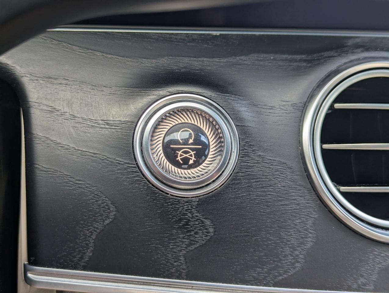 2017 Mercedes-Benz E-Class E300/Luxury/4MATIC/HeadsupDSP/360Cam Photo