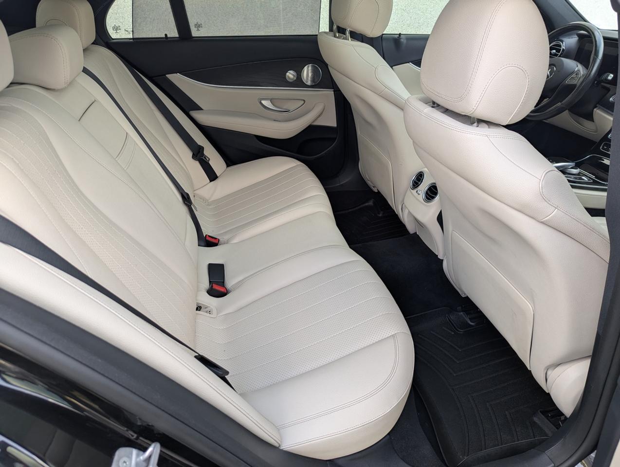 2017 Mercedes-Benz E-Class E300/Luxury/4MATIC/HeadsupDSP/360Cam Photo