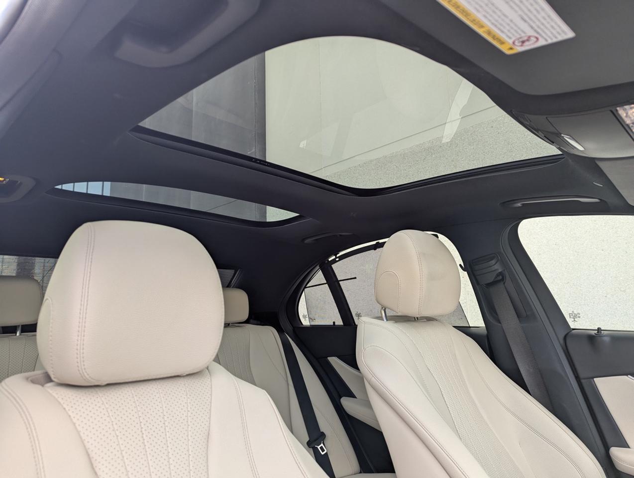 2017 Mercedes-Benz E-Class E300/Luxury/4MATIC/HeadsupDSP/360Cam Photo