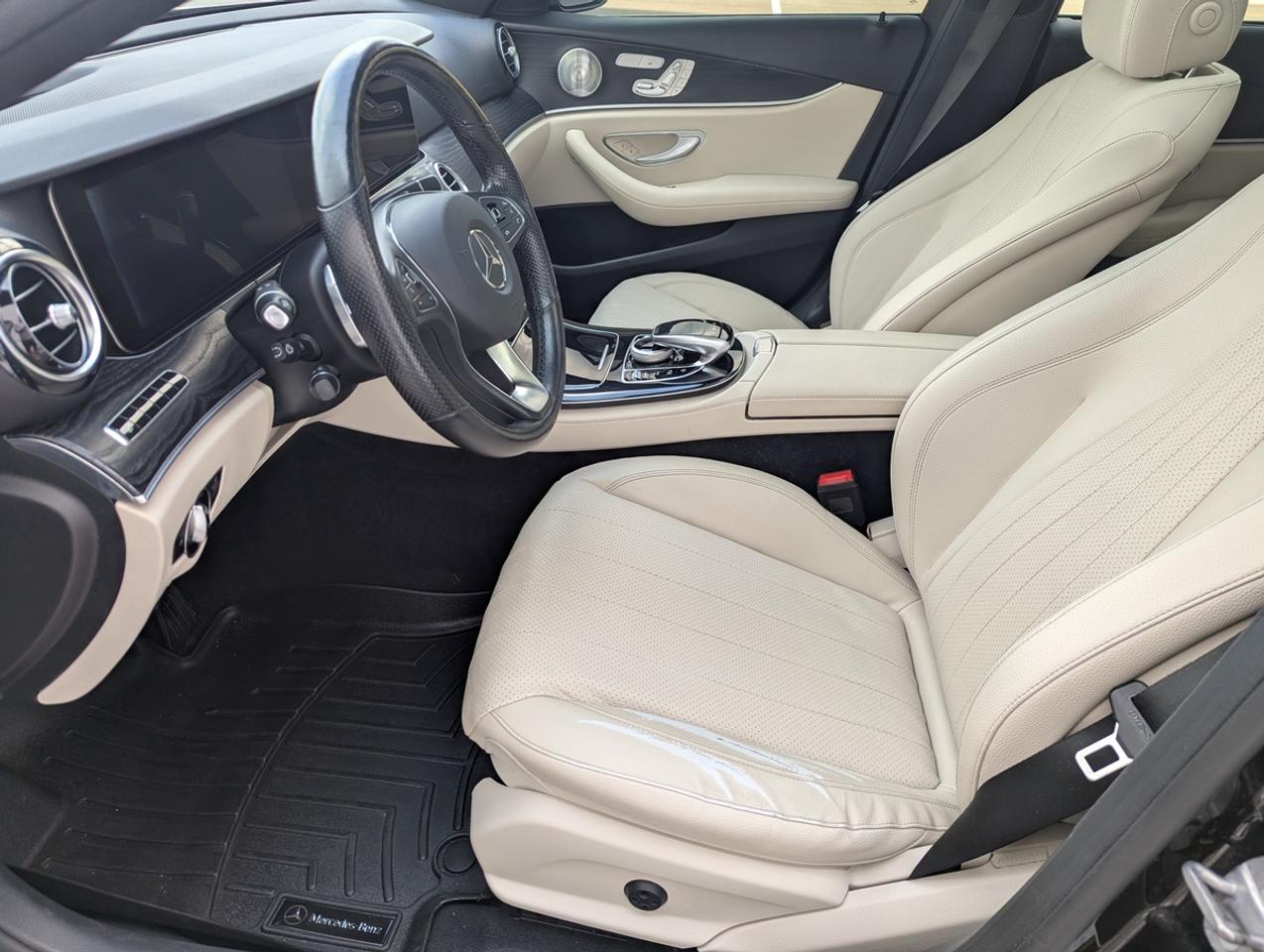 2017 Mercedes-Benz E-Class E300/Luxury/4MATIC/HeadsupDSP/360Cam Photo