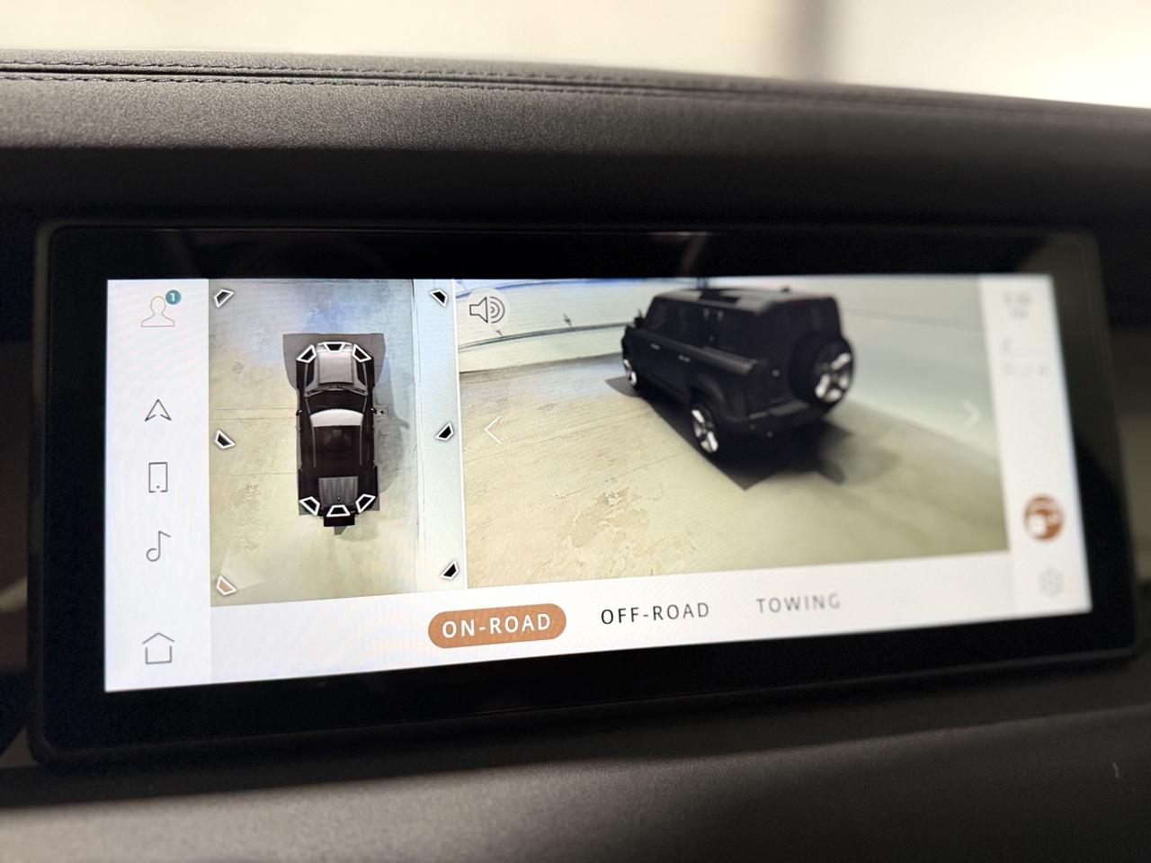 2023 Land Rover Defender SE Photo