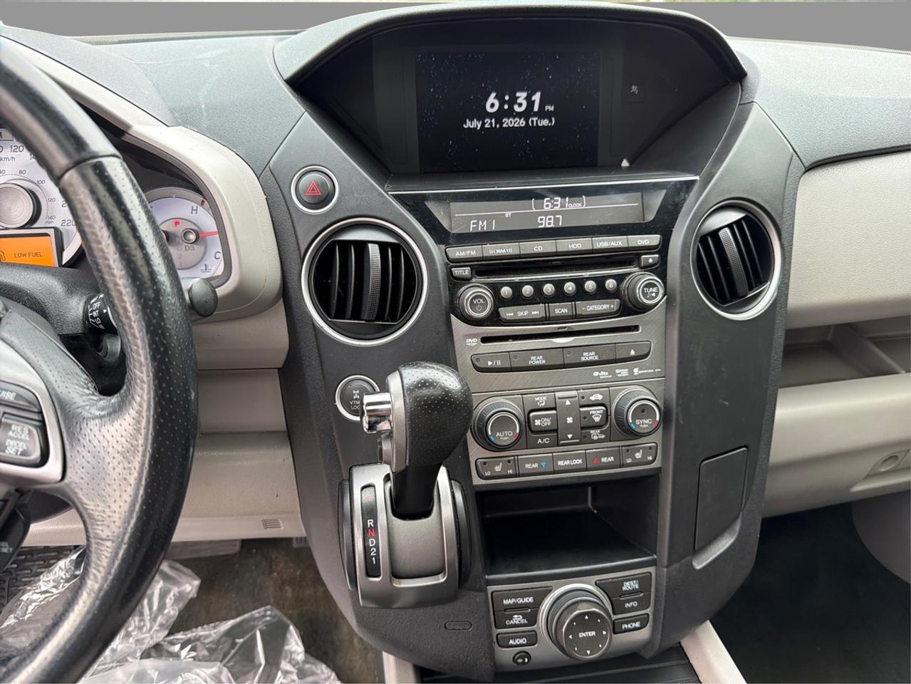 2015 Honda Pilot Touring Photo
