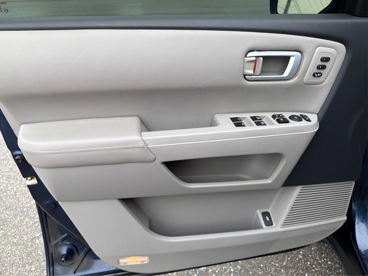 2015 Honda Pilot Touring Photo