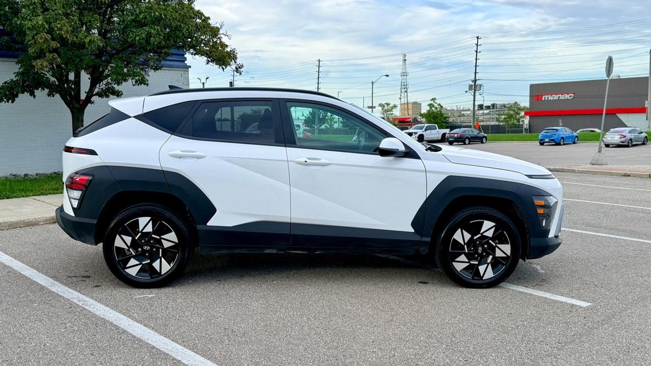 2025 Hyundai KONA SEL Photo1