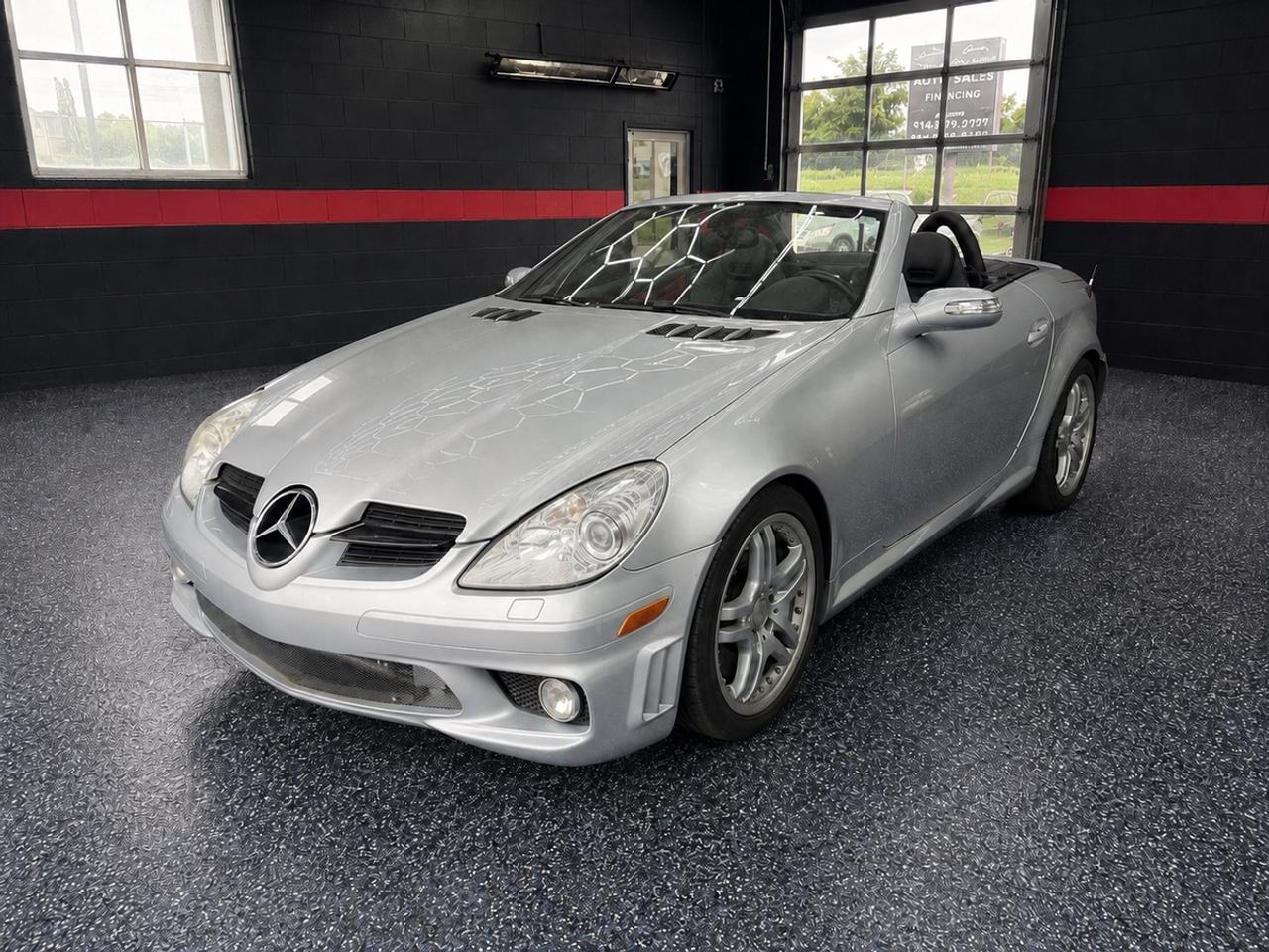 2007 Mercedes-Benz SLK-Class SLK55 AMG Photo