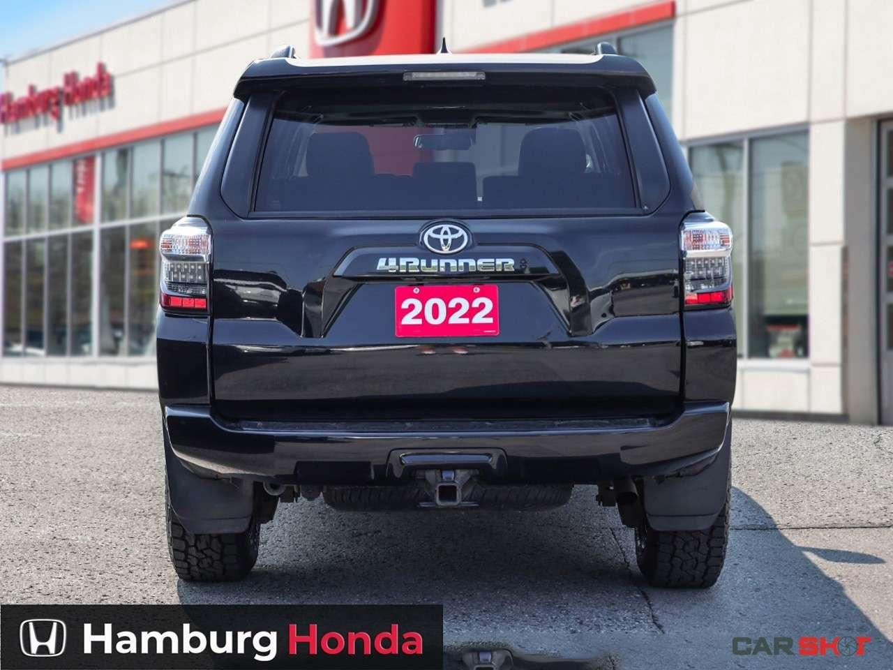 2022 Toyota 4Runner 4WD Photo