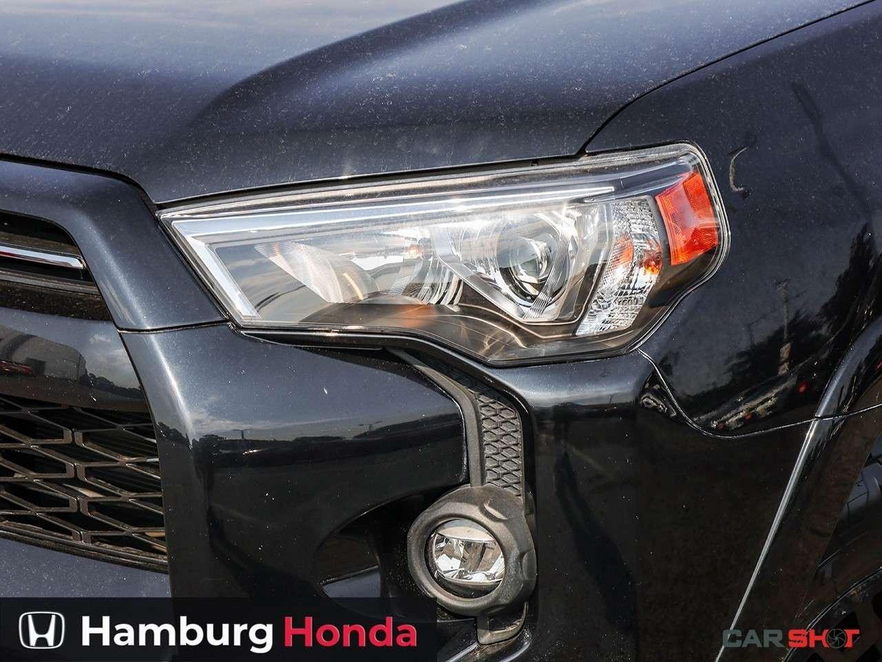 2022 Toyota 4Runner 4WD Photo