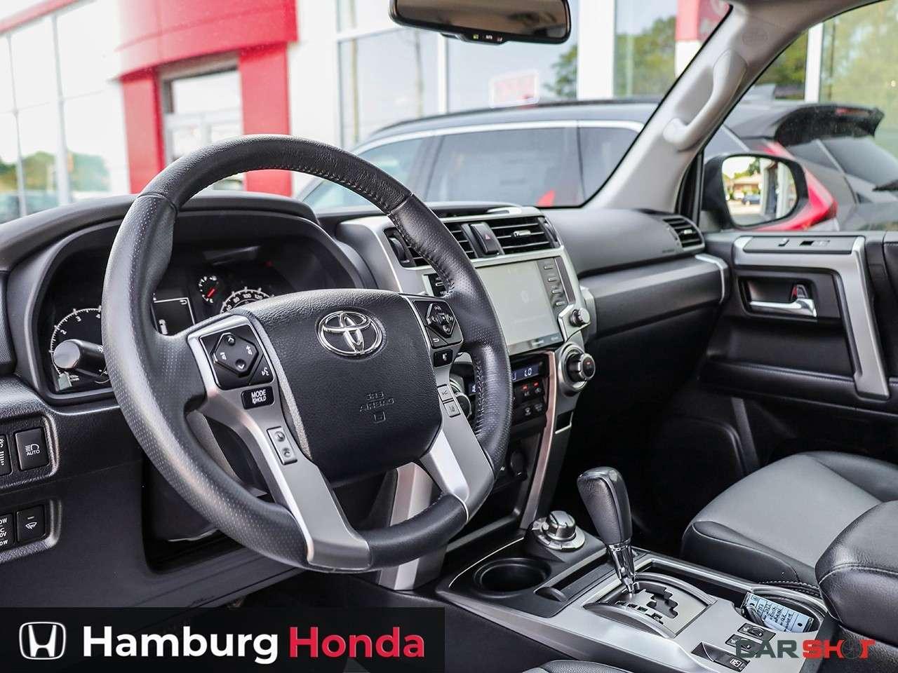 2022 Toyota 4Runner 4WD Photo