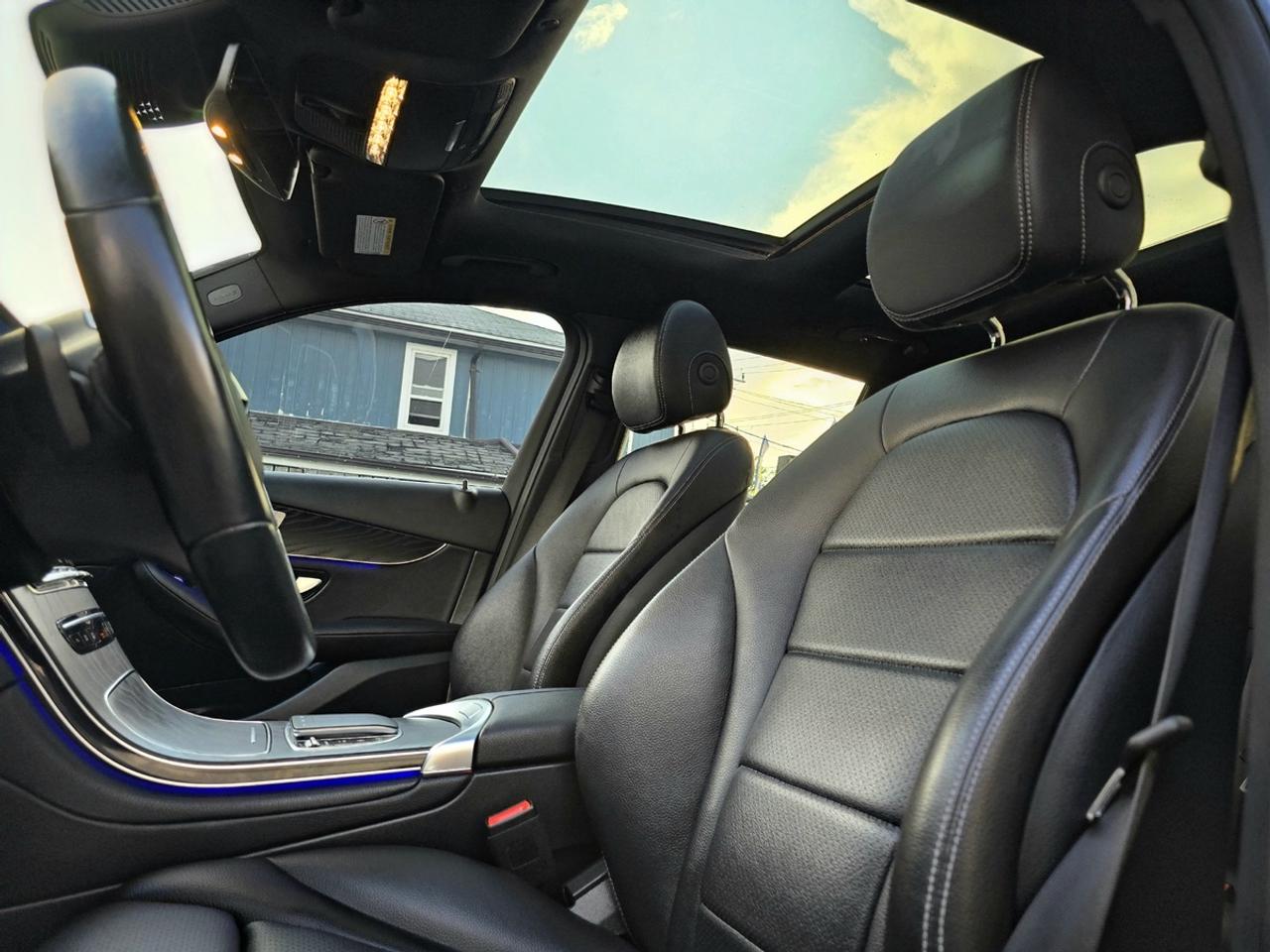 2021 Mercedes-Benz GLC 300 AMG 4Matic Photo