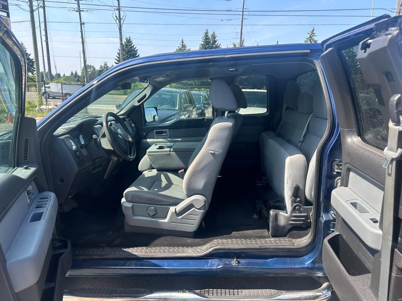 2011 Ford F-150 XLT Photo