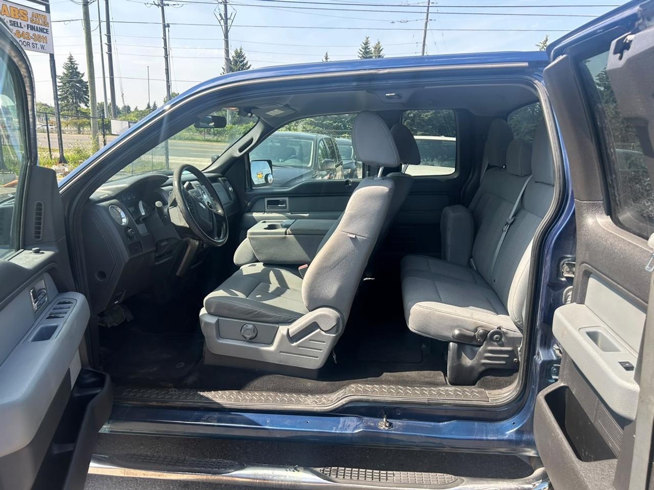 2011 Ford F-150 XLT Photo