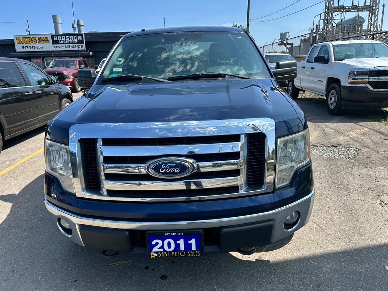 2011 Ford F-150 XLT Photo