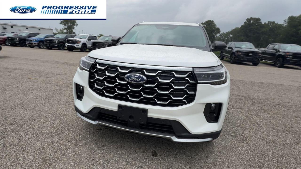 2026 Ford Explorer Platinum 4dr 4x4 Photo