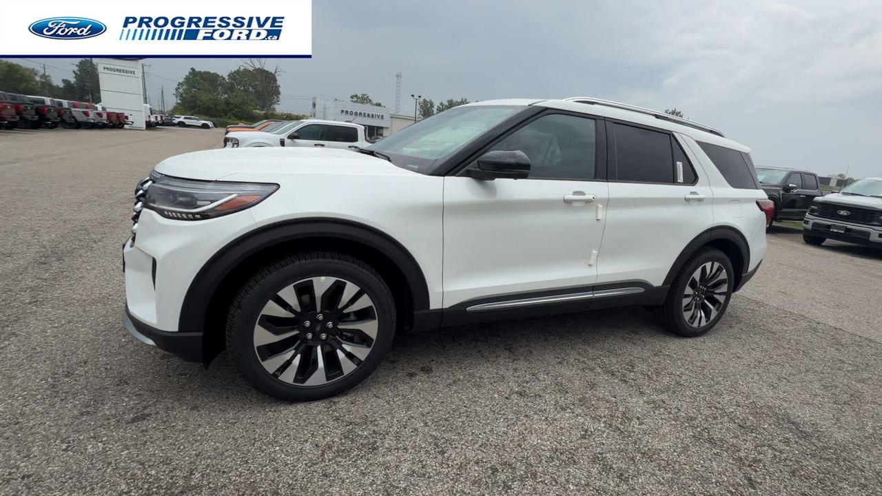 2026 Ford Explorer Platinum 4dr 4x4 Photo
