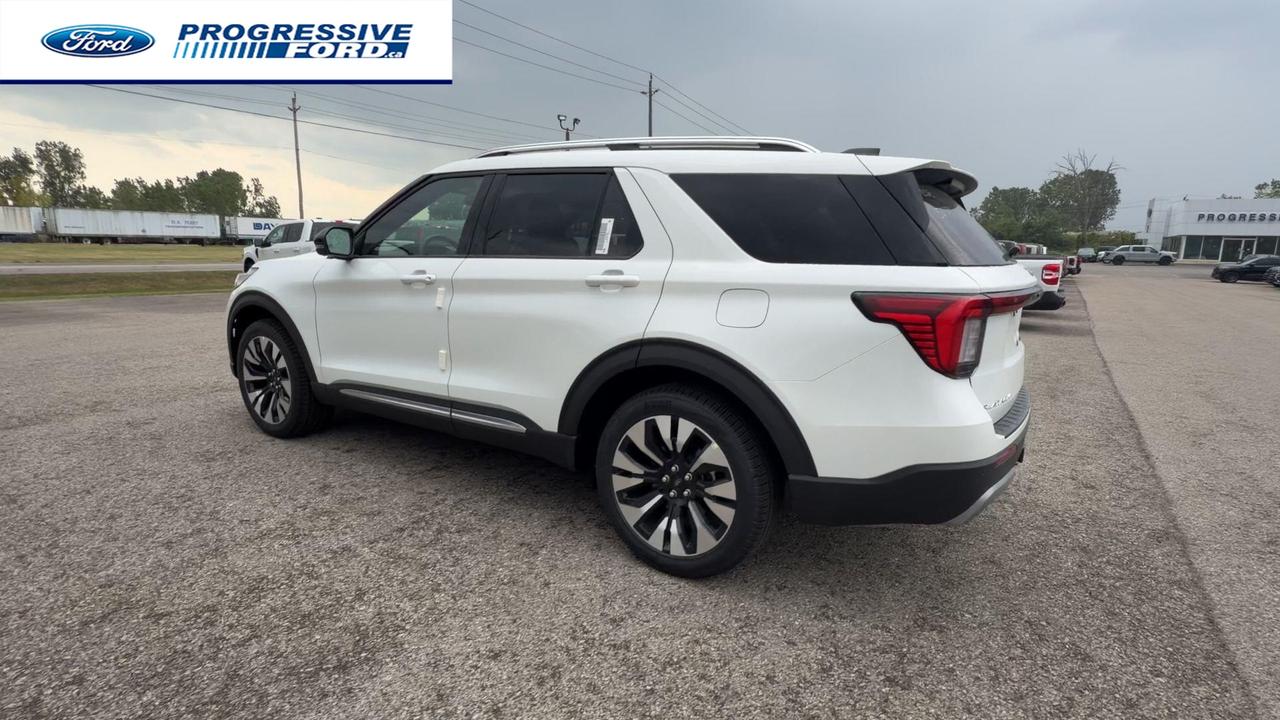2026 Ford Explorer Platinum 4dr 4x4 Photo
