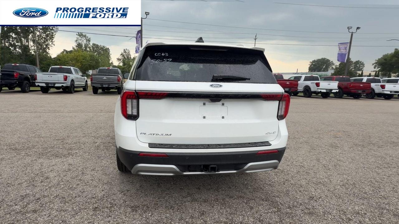 2026 Ford Explorer Platinum 4dr 4x4 Photo