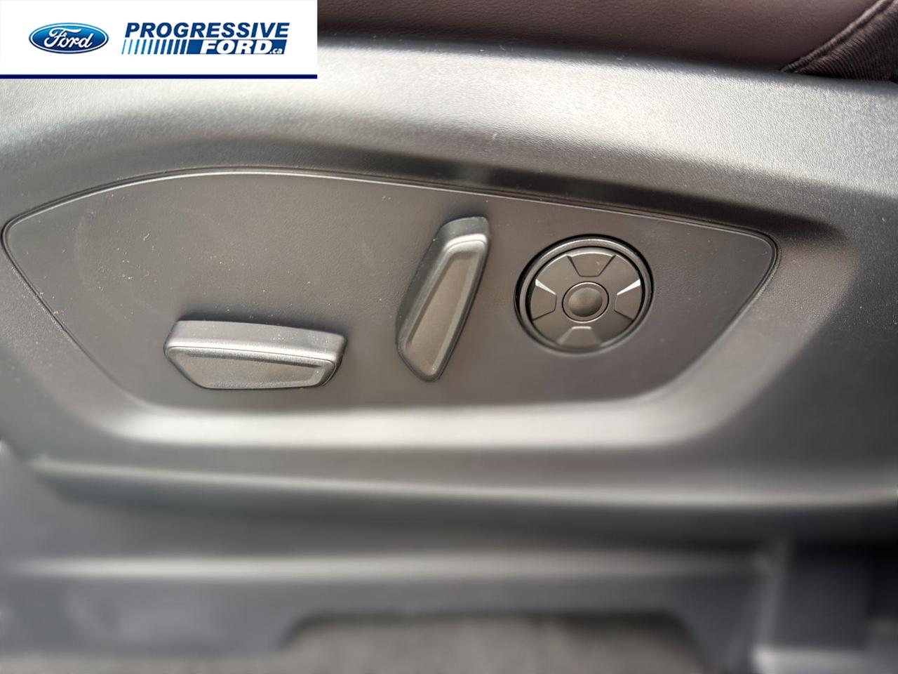 2026 Ford Explorer Platinum 4dr 4x4 Photo