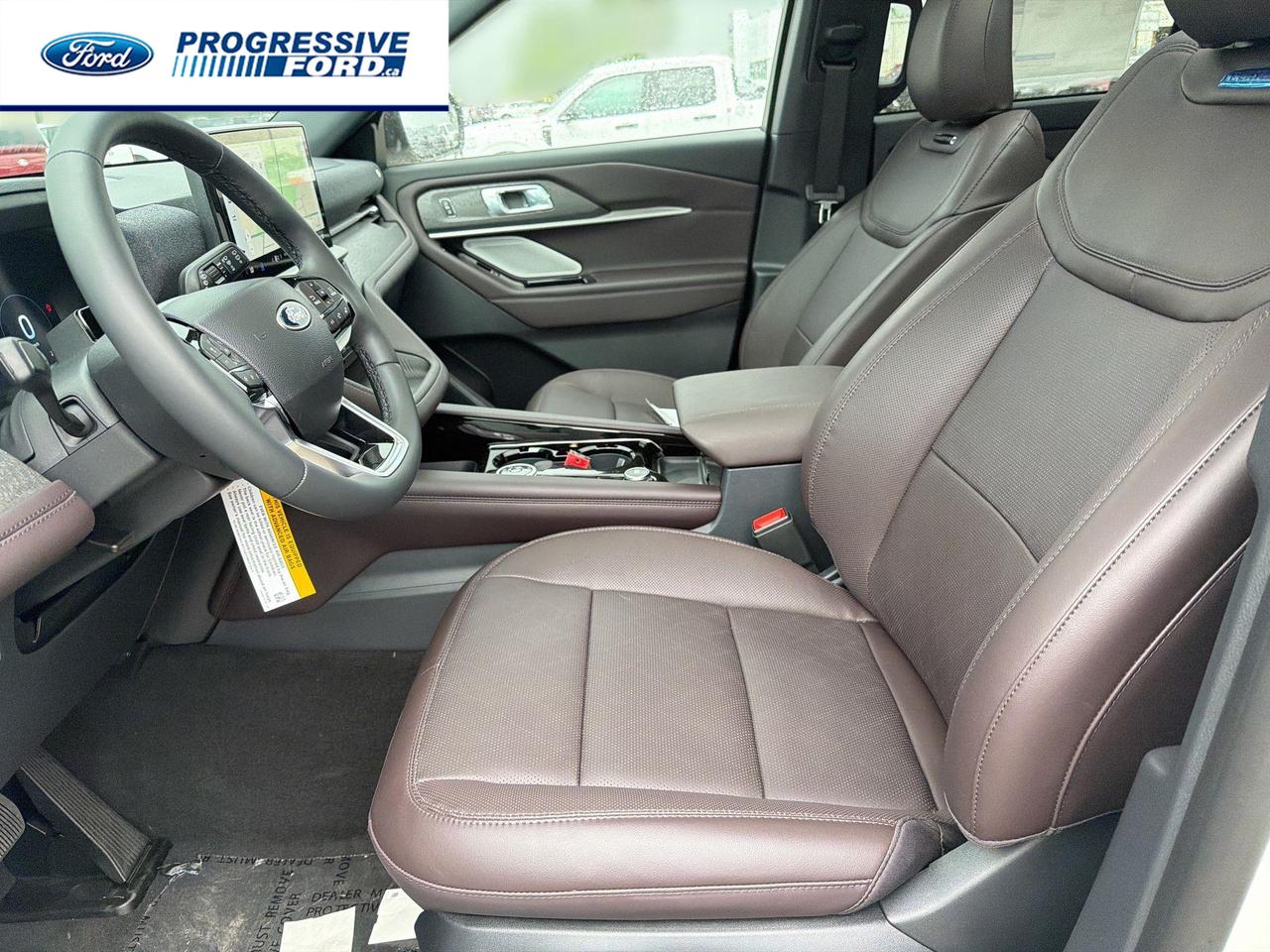 2026 Ford Explorer Platinum 4dr 4x4 Photo
