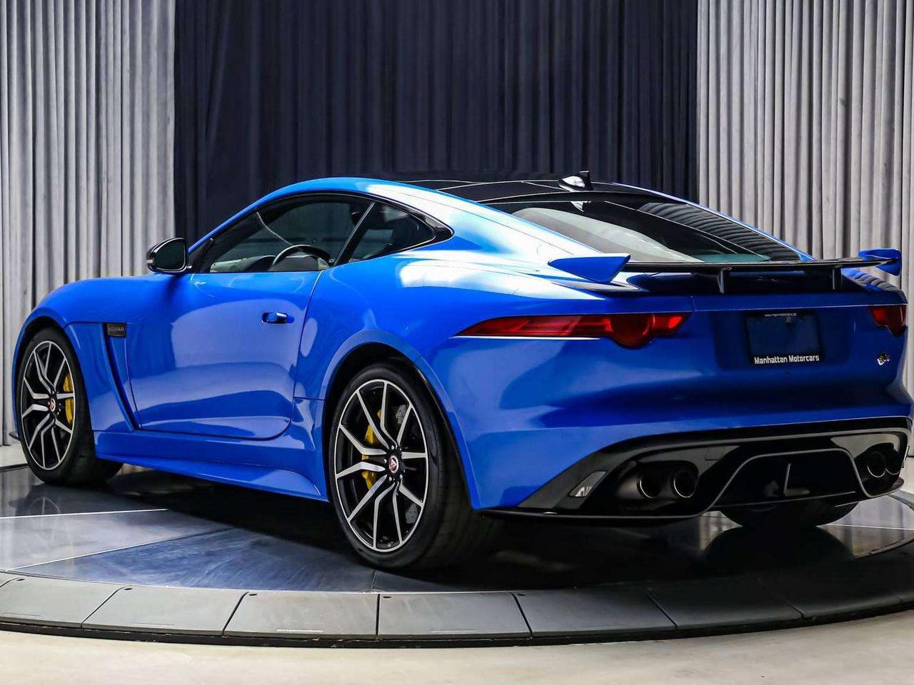2017 Jaguar F-Type SVR AWD V8 SC 575HP CARBONCERAMIC NOACCIDNT LOWKM Photo