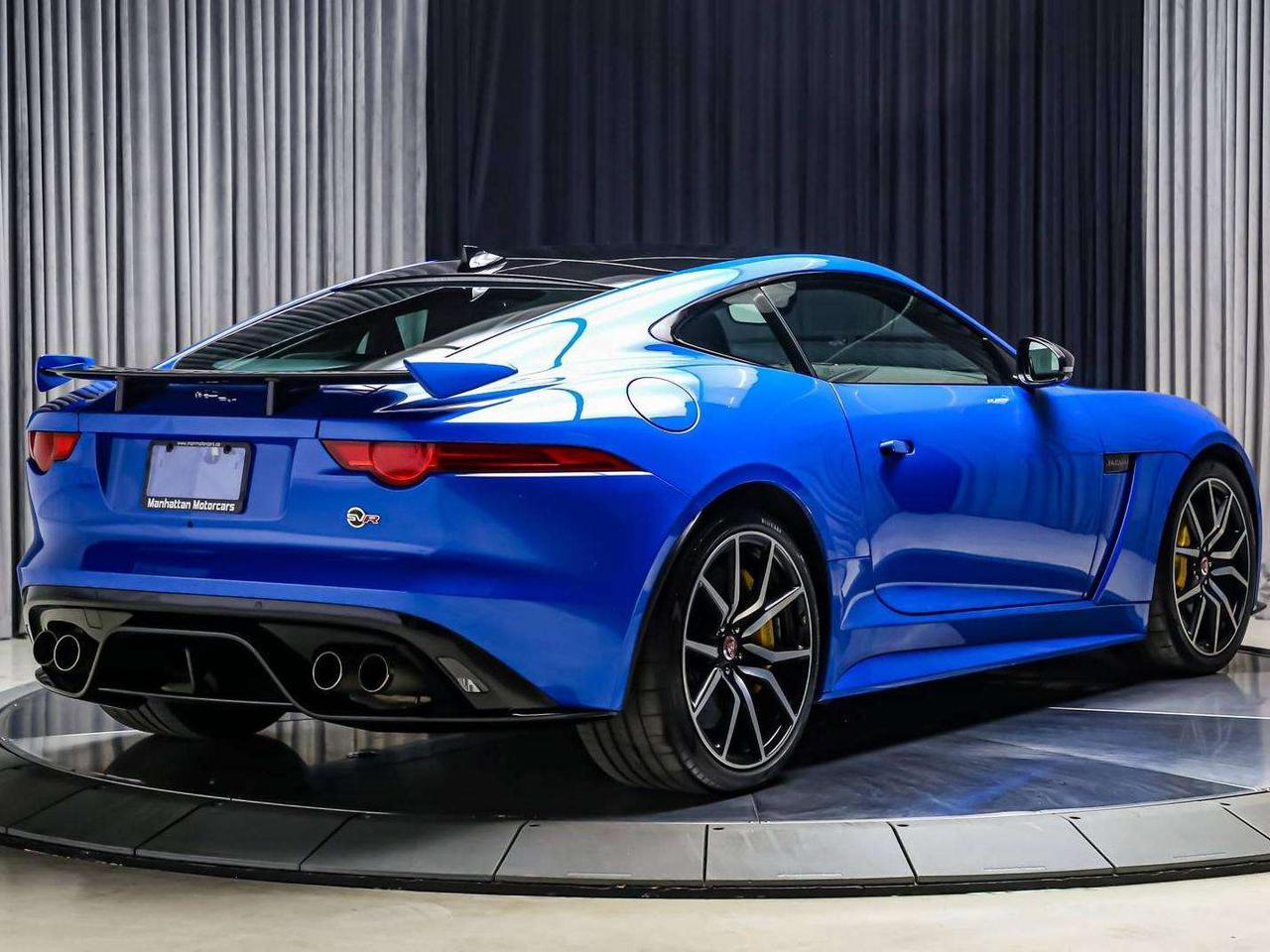 2017 Jaguar F-Type SVR AWD V8 SC 575HP CARBONCERAMIC NOACCIDNT LOWKM Photo