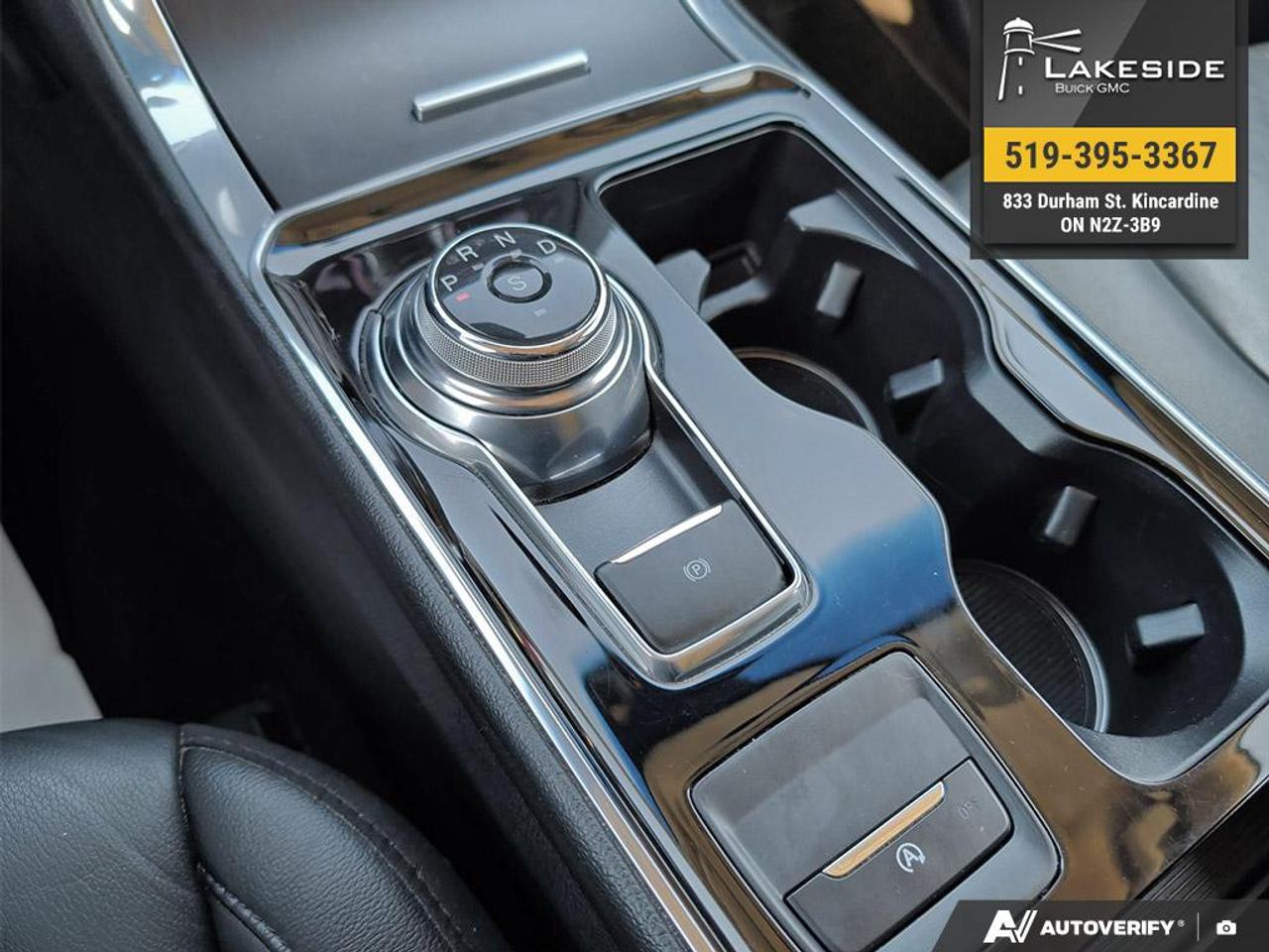 2019 Ford Edge TITANIUM 4DR ALL-WHEEL DRIVE Photo