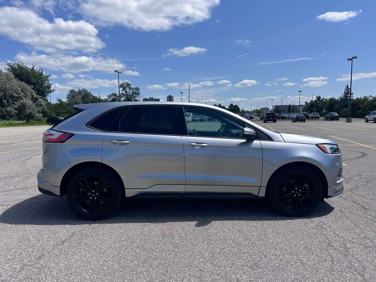 2021 Ford Edge ST Photo