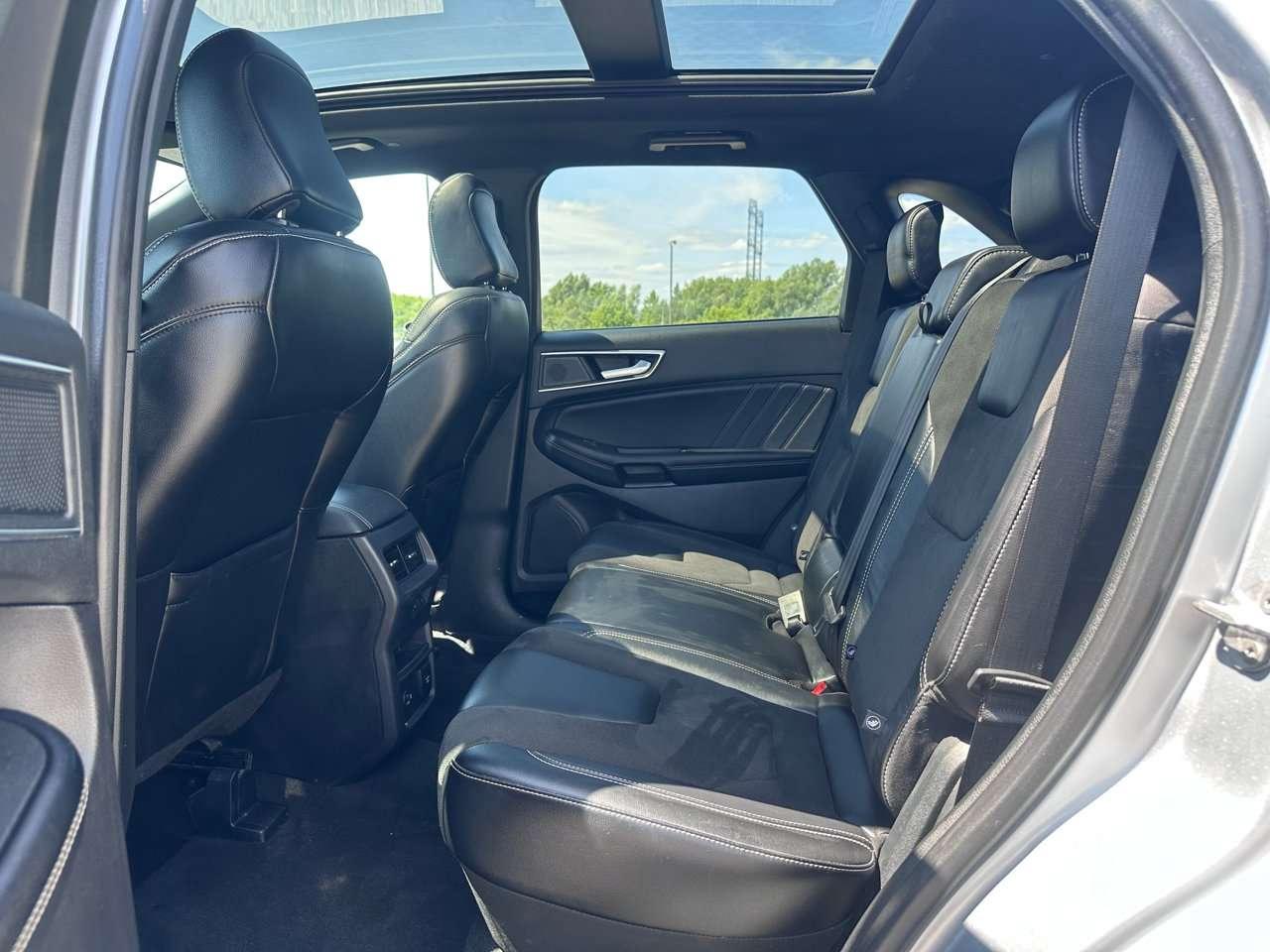 2021 Ford Edge ST Photo