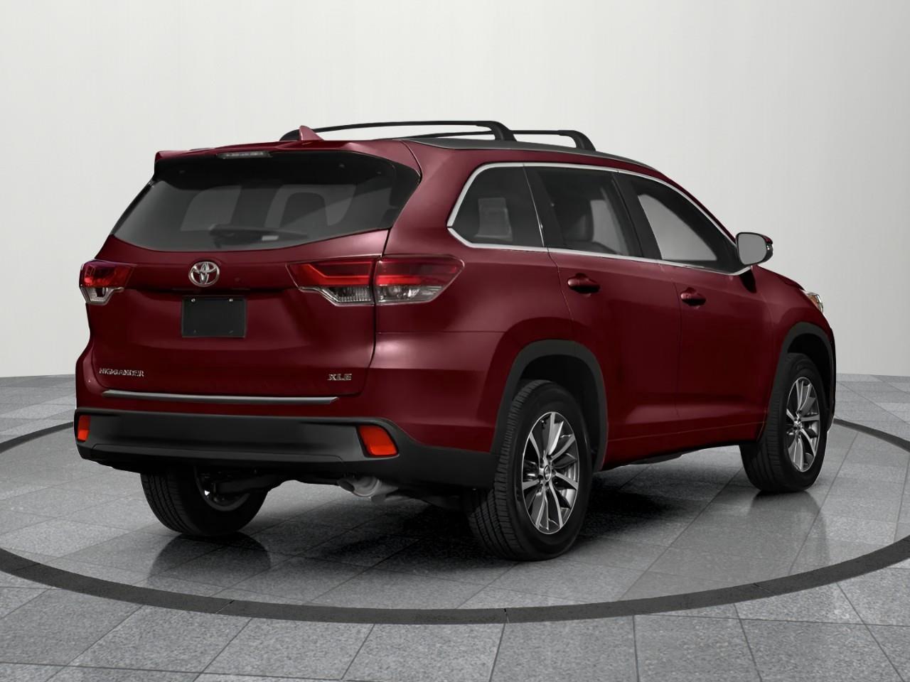 2019 Toyota Highlander XLE 4dr All-wheel Drive Photo
