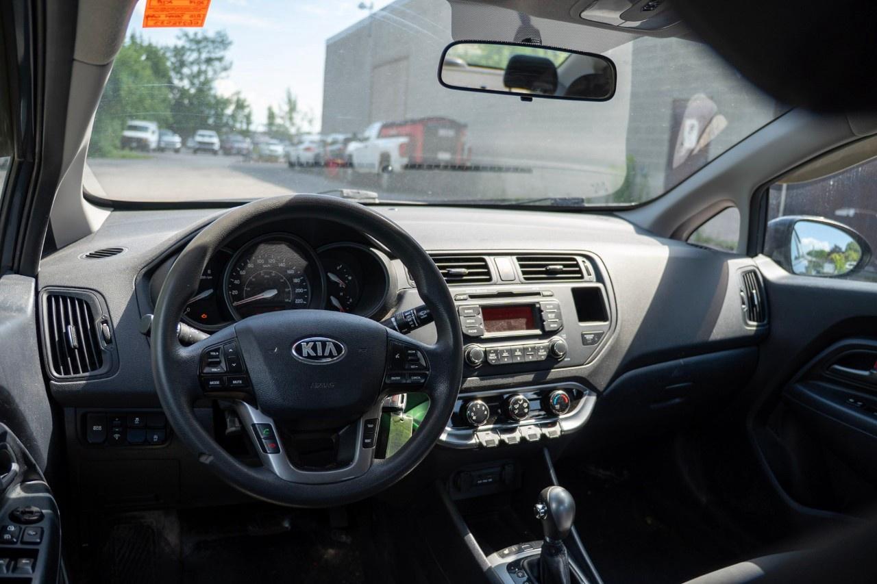 2014 Kia Rio  Photo