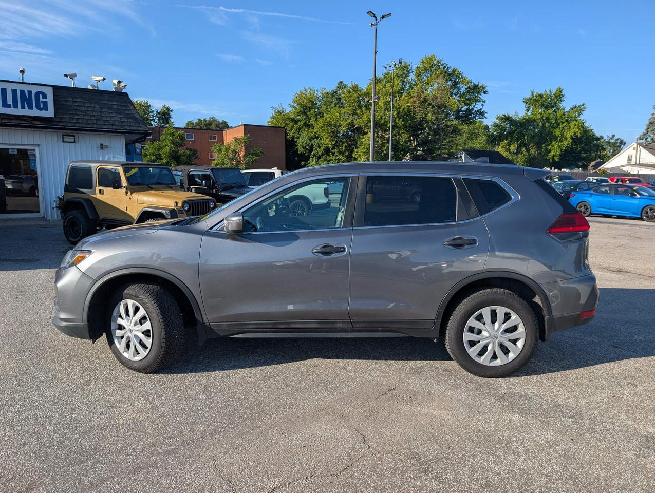 2017 Nissan Rogue S 4dr All-wheel Drive Photo