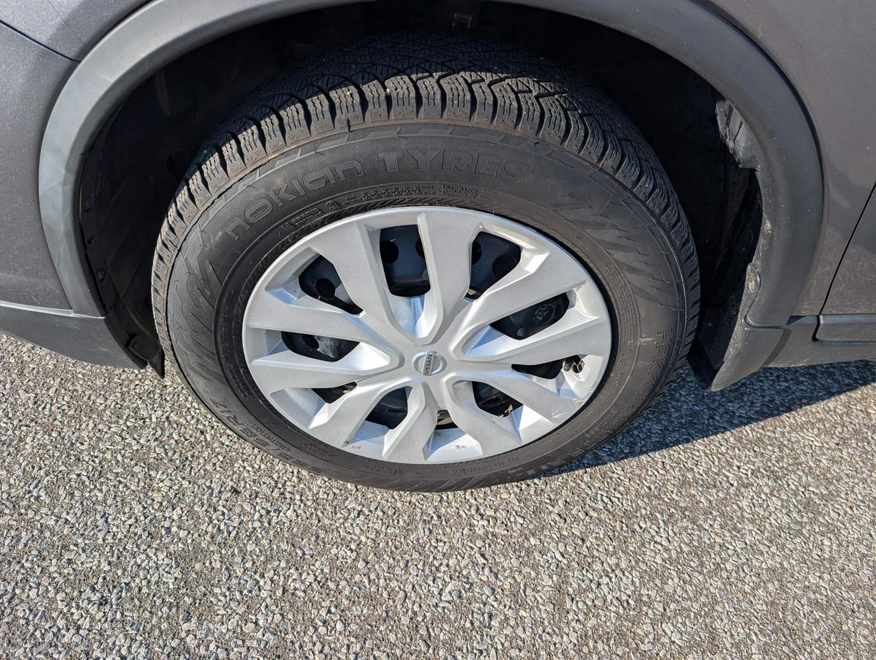2017 Nissan Rogue S 4dr All-wheel Drive Photo