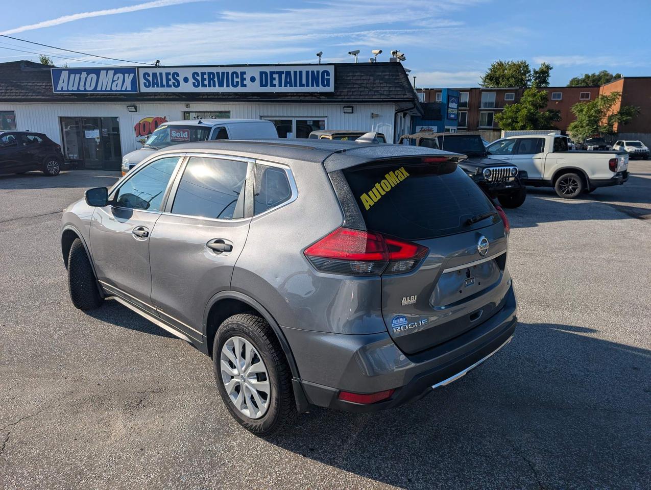 2017 Nissan Rogue S 4dr All-wheel Drive Photo