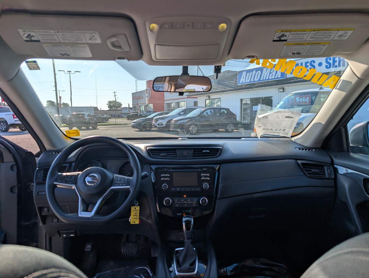 2017 Nissan Rogue S 4dr All-wheel Drive Photo